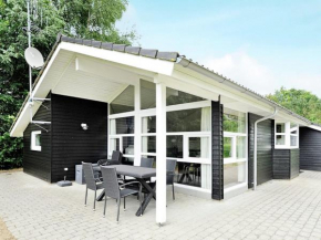 Holiday Home Lyngvejen II